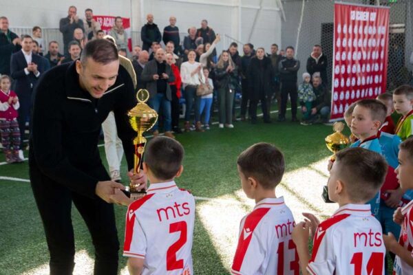Crvena-zvezda-pobjednik-SB-Academy-Cup-a-4